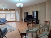 İcarəyə verilir 4 otaqlı yeni tikili 200 m², 28 May m., photo 2 from 8