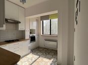Satılır 2 otaqlı köhnə tikili 60 m², İnşaatçılar m., photo 8 from 8