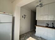 Satılır 2 otaqlı köhnə tikili 60 m², İnşaatçılar m., photo 5 from 8