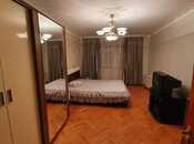 Продаётся 3-комн. вторичка 70 м², м. Элмляр Академиясы, photo 4 from 8