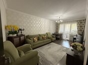 Satılır 3 otaqlı köhnə tikili 70 m², Xalqlar Dostluğu m., photo 1 from 8