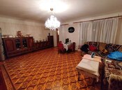 Satılır 4 otaqlı köhnə tikili 110 m², Bakmil m., photo 1 from 8
