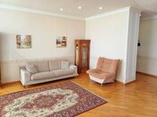 İcarəyə verilir 4 otaqlı yeni tikili 220 m², 28 May m., photo 5 from 8