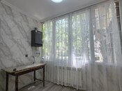 Satılır 2 otaqlı köhnə tikili 65 m², Elmlər Akademiyası m., photo 3 from 8