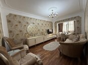 Satılır 4 otaqlı köhnə tikili 100 m², Bakıxanov q., photo 1 from 8