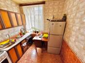 Satılır 3 otaqlı köhnə tikili 75 m², Qara Qarayev m., photo 4 from 8