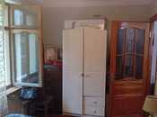 Satılır 2 otaqlı köhnə tikili 43 m², İnşaatçılar m., photo 4 from 8