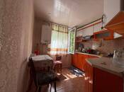 Продаётся 3-комн. вторичка 71 м², м. Элмляр Академиясы, photo 6 from 8