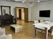 Сдаётся 3-комн. новостройка 175 м², м. Низами, photo 2 from 7