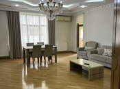 Сдаётся 3-комн. новостройка 175 м², м. Низами, photo 1 from 7
