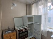 Satılır 1 otaqlı köhnə tikili 40 m², İnşaatçılar m., photo 5 from 8