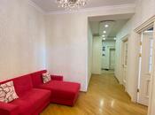 İcarəyə verilir 3 otaqlı yeni tikili 100 m², İnşaatçılar m., photo 2 from 8