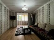Satılır 2 otaqlı köhnə tikili 55 m², Elmlər Akademiyası m., photo 1 from 8