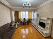 Satılır 2 otaqlı köhnə tikili 70 m², Azadlıq Prospekti m., photo 1 from 8