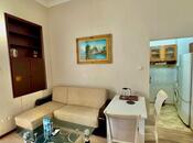 Satılır 3 otaqlı köhnə tikili 60 m², Sahil m., photo 1 from 8