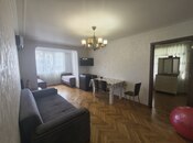 Satılır 2 otaqlı köhnə tikili 45 m², Elmlər Akademiyası m., photo 1 from 8