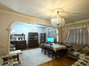 Продаётся 5-комн. вторичка 130 м², м. Азадлыг проспекти, photo 1 from 8
