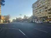 Satılır 2 otaqlı köhnə tikili 50 m², İnşaatçılar m., photo 2 from 8