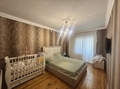Satılır 2 otaqlı köhnə tikili 65 m², Qara Qarayev m., photo 2 from 6