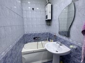 Satılır 2 otaqlı köhnə tikili 65 m², Qara Qarayev m., photo 4 from 6