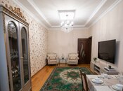 Satılır 5 otaqlı köhnə tikili 120 m², Həzi Aslanov m., photo 1 from 6