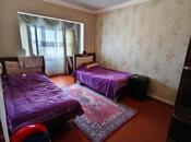 Satılır 3 otaqlı köhnə tikili 72 m², Bakıxanov q., photo 2 from 8
