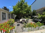 Satılır 4 otaqlı həyət evi/bağ evi 130 m², Bakıxanov q., photo 1 from 8