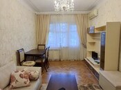 Satılır 3 otaqlı köhnə tikili 90 m², Azadlıq Prospekti m., photo 2 from 8