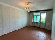 Satılır 1 otaqlı köhnə tikili 35 m², Qara Qarayev m., photo 2 from 8