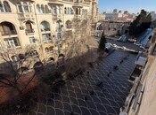 İcarəyə verilir 2 otaqlı köhnə tikili 80 m², Sahil m., photo 3 from 8