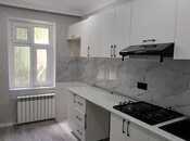 Продаётся 2-комн. вторичка 60 м², photo 1 from 8