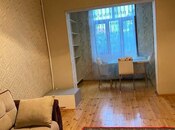 Satılır 2 otaqlı köhnə tikili 60 m², Xalqlar Dostluğu m., photo 3 from 6