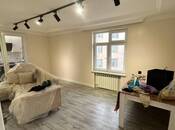 Satılır 2 otaqlı köhnə tikili 35 m², Qara Qarayev m., photo 2 from 5