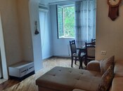 Satılır 2 otaqlı köhnə tikili 50 m², İnşaatçılar m., photo 4 from 8