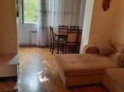 Satılır 2 otaqlı köhnə tikili 50 m², İnşaatçılar m., photo 3 from 8