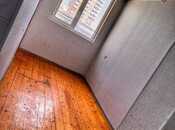 Satılır 2 otaqlı köhnə tikili 60 m², İnşaatçılar m., photo 6 from 8