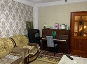 Satılır 2 otaqlı köhnə tikili 50 m², Massiv D q., photo 1 from 8