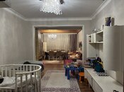Продаётся 3-комн. вторичка 75 м², м. 20 января, photo 1 from 8