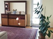 Satılır 2 otaqlı köhnə tikili 80 m², Nizami m., photo 2 from 7