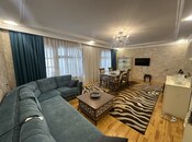 Satılır 4 otaqlı köhnə tikili 95 m², Bülbülə q., photo 1 from 8