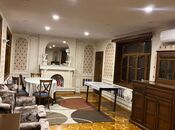 İcarəyə verilir 4 otaqlı köhnə tikili 110 m², 8-ci mikrorayon q., photo 1 from 8