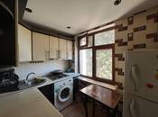 Satılır 2 otaqlı köhnə tikili 55 m², İnşaatçılar m., photo 6 from 8