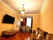 Satılır 3 otaqlı köhnə tikili 120 m², Nərimanov r., photo 2 from 8