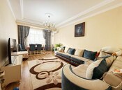 Продаётся 3-комн. новостройка 125 м², м. Кара Караев, photo 1 from 8