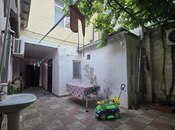 Satılır 4 otaqlı həyət evi/bağ evi 150 m², İnşaatçılar m., photo 1 from 8