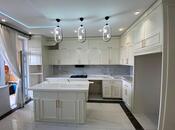 Продаётся 4-комн. новостройка 181 м², м. Кара Караев, photo 1 from 8