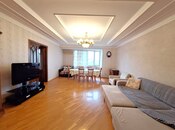İcarəyə verilir 3 otaqlı köhnə tikili 135 m², Elmlər Akademiyası m., photo 1 from 8