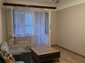 Сдаётся 2-комн. вторичка 55 м², м. Нефтчиляр, photo 1 from 8