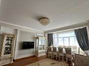 Сдаётся 3-комн. новостройка 125 м², м. Низами, photo 1 from 8