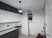 Satılır 2 otaqlı köhnə tikili 56 m², İnşaatçılar m., photo 5 from 8